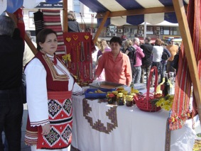 Šarana jaja bojama grada - Makedonci